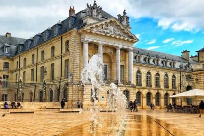 Dijon Travel Guide for History, Food, and Culture