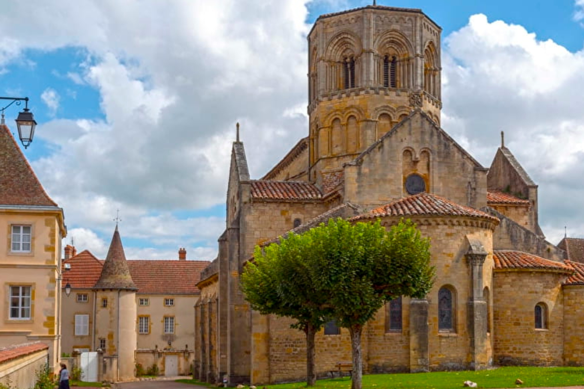 Semur en Brionnais and One of Burgundy’s Most Beautiful Villages